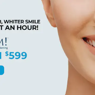 /img/30551-zoom-teeth-whitening-smile.webp